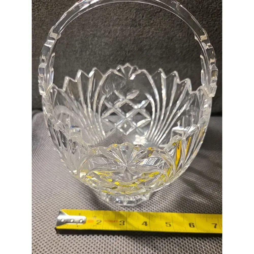 Vintage Fifth Avenue Wellington 24% Lead Crystal Glass Basket Poland